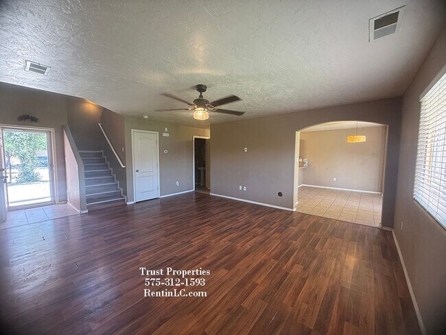 Foto del edificio - 5004 Troybrook Rd