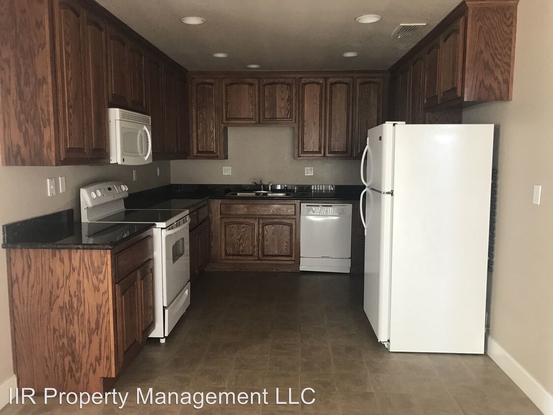 95 Bent Tree Rd Unit B, Roswell, NM 88201 Condo for Rent in Roswell