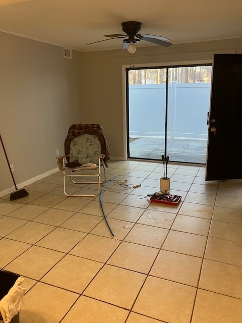 Living area - 950 Forestbrook Rd