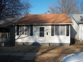 Building Photo - 6339 Albertine Ave