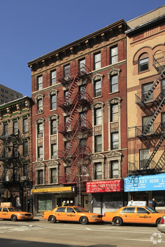 Primary Photo - 1685 First Avenue