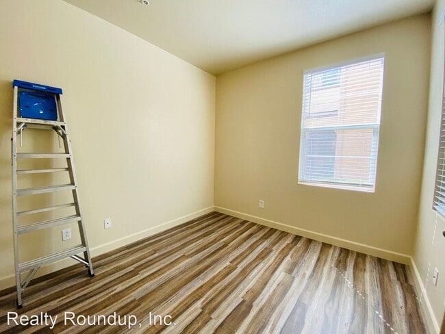 Building Photo - 2 br, 2 bath House - 8120 Crystal Walk Cir...