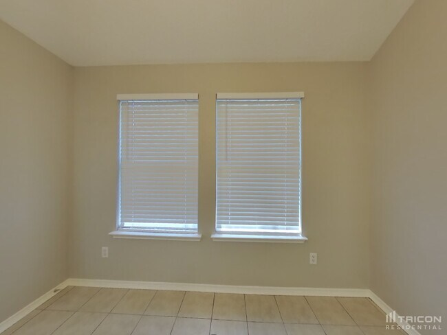 Foto del edificio - 1129 Cumberland Dr
