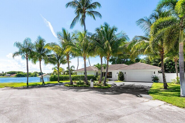 Foto del edificio - 25 NW 24th Ct