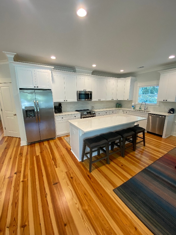 Building Photo - 115 Cedarwood Dr