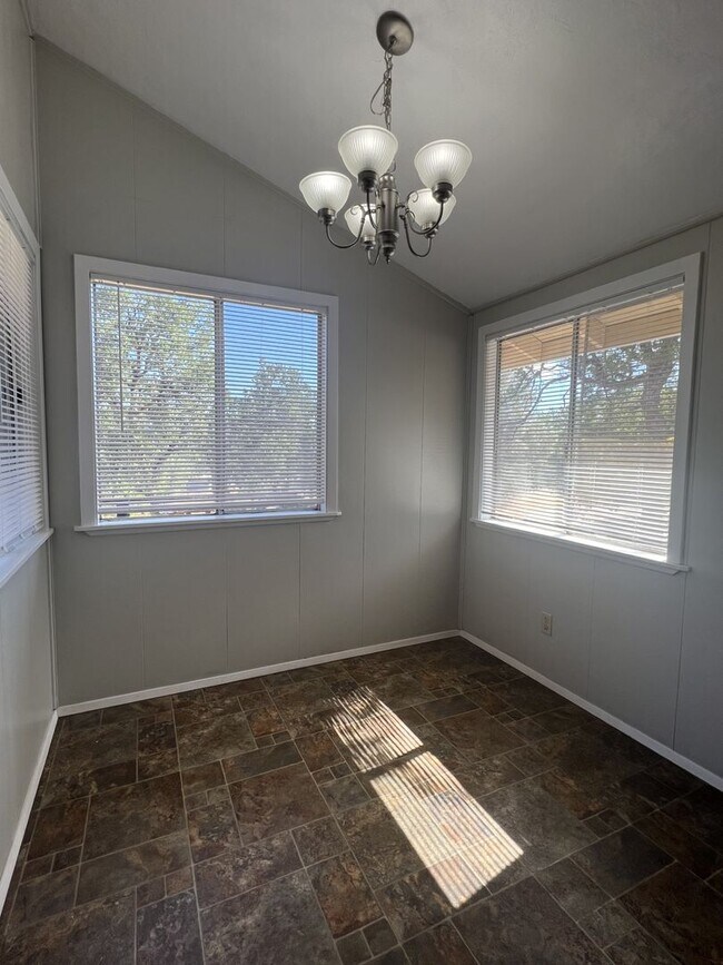 Foto del edificio - Country Home off Old Oregon Trail