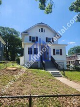 Building Photo - 4031 Fairview Ave