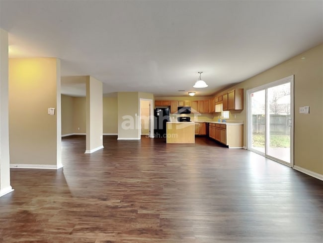 Foto del edificio - 4704 Ashfield Dr