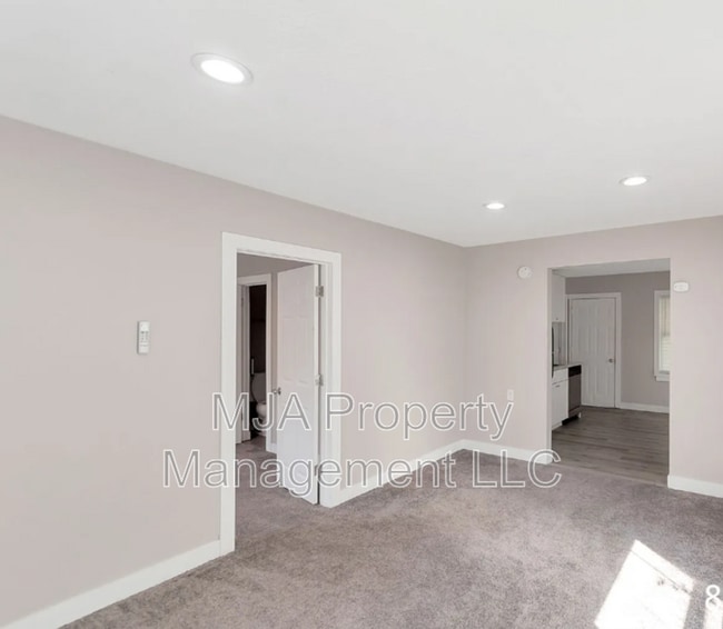 Building Photo - 2961 S 9150 W