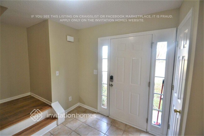 Foto del edificio - 489 Lakewater Estates Dr