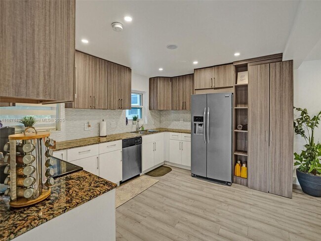 Foto del edificio - 3291 SW 44th St