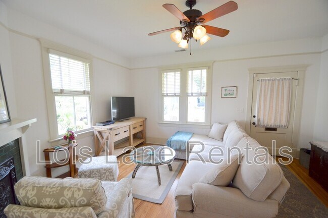 Photo - 31 Parkwood Ave House