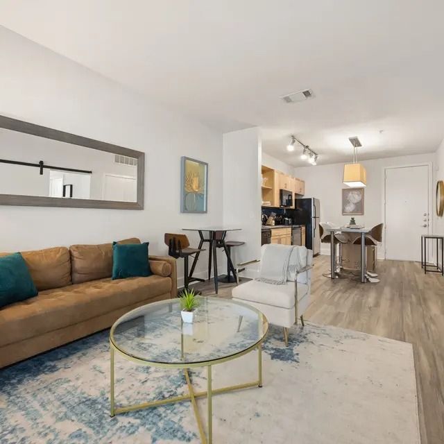 Foto del edificio - 810 W St Johns Ave