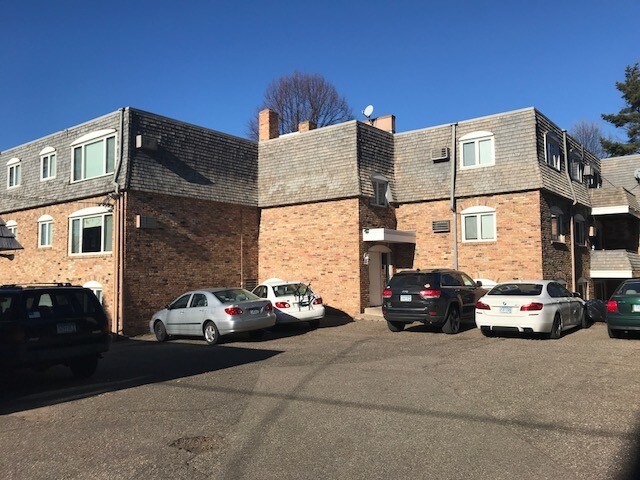 Building Photo - 1920 Marshall Ave