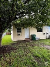 Building Photo - 26500 SW 138th Ave