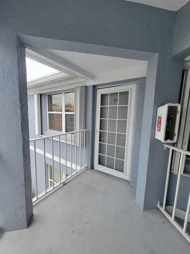 Foto del edificio - 3302 SE Aster Ln