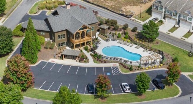 Foto del edificio - 445 Stoneybrook Dr