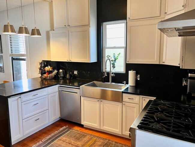 Foto del edificio - 869 Knox Ct