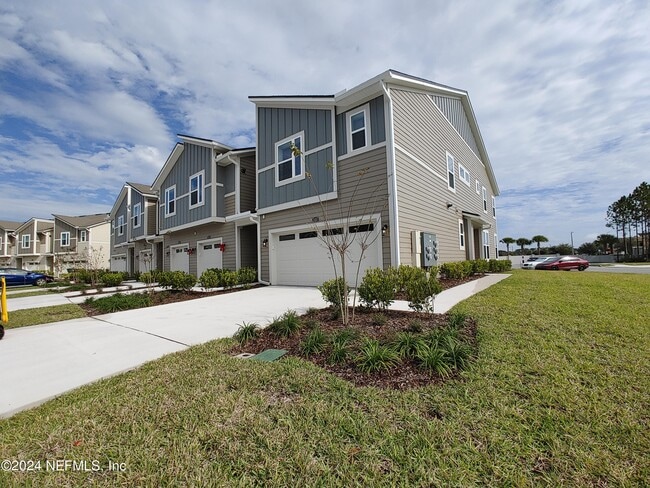 Building Photo - 11253 Minnetta Ct