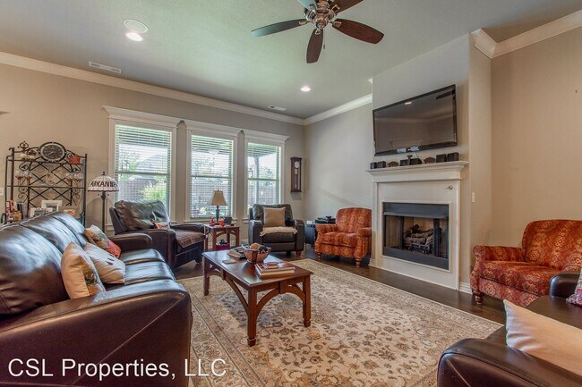 Building Photo - 4 br, 4 bath House - 1698 Coopers Cove