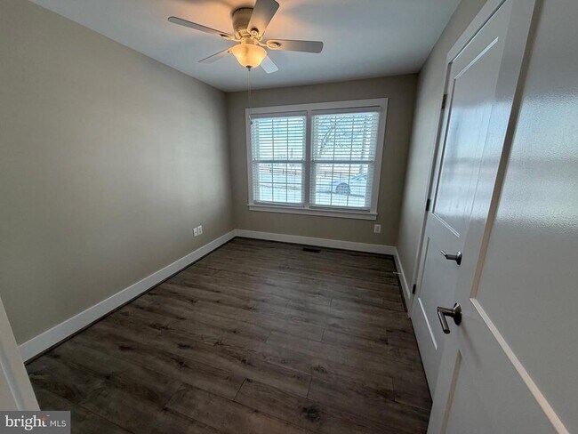 Foto del edificio - 6480 Vint Hill Rd