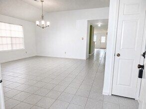 Building Photo - 17006 Dusty Mill Dr E