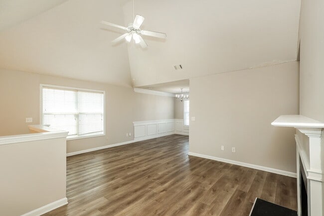 Foto del edificio - 1906 Dalton Way