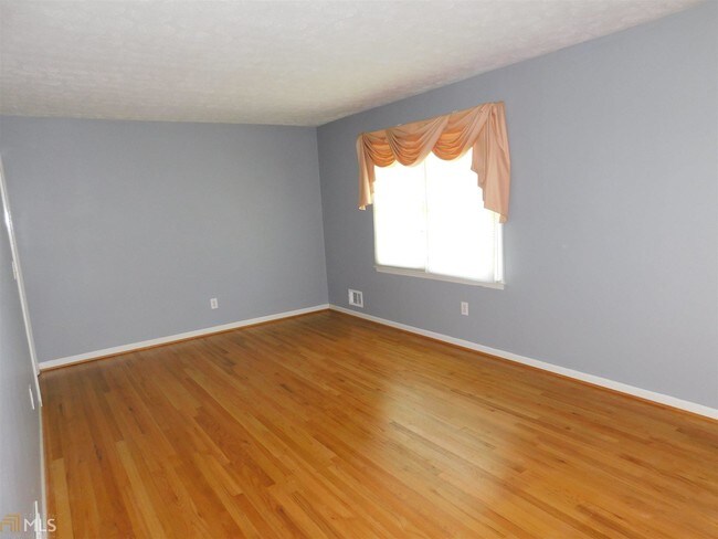 Building Photo - 1761 Bonnterre Dr