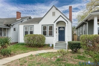 Building Photo - 3108 Stockton St