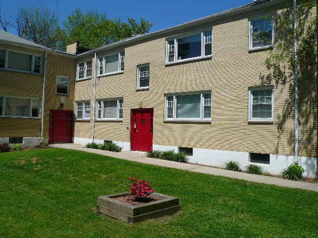 Foto del edificio - 87 Evergreen Ave