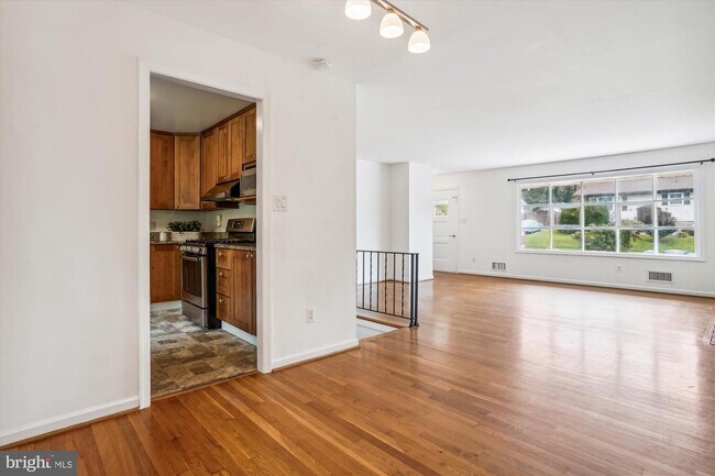 Foto del edificio - 3609 Heritage Ln