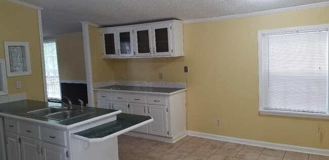 Building Photo - 169 Brentwood Ln