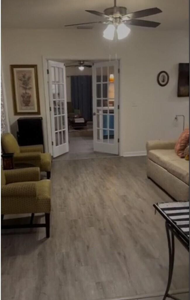 Building Photo - Charming 3BR House in Sun City Center