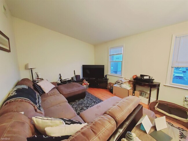 Foto del edificio - 1 br, 1 bath Condo - 162 Bedford St Unit F