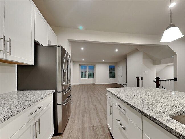 Foto del edificio - 4608 Spruce Rd