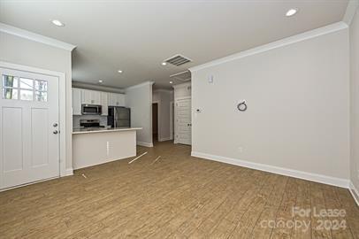 Building Photo - 645 Chipley Ave