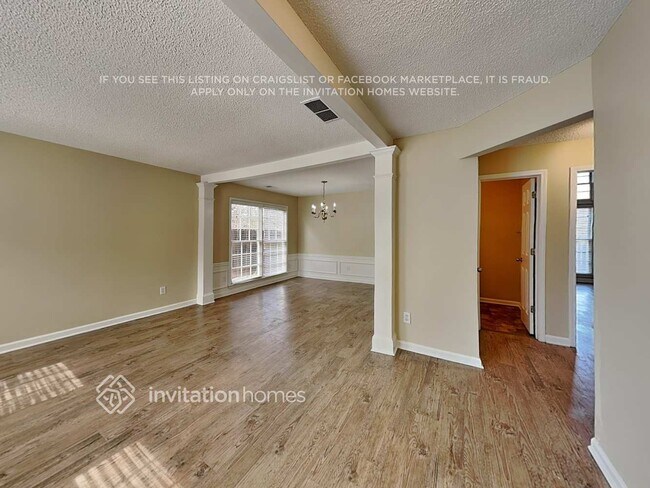 Foto del edificio - 630 Rosedown Way