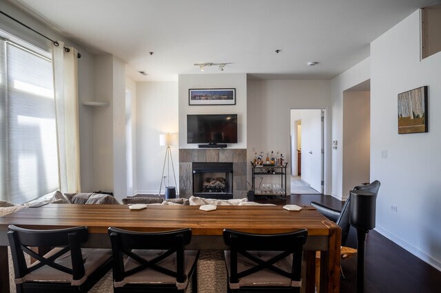 Building Photo - 600 W Drummond Pl