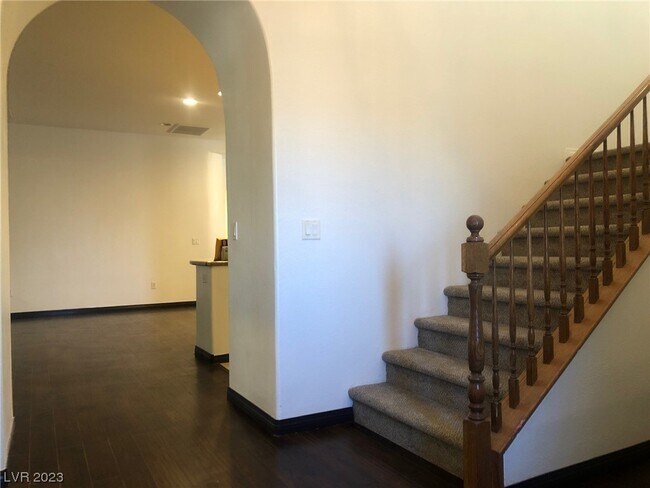 Building Photo - 7713 Blue Meadow Ave
