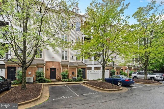 Building Photo - 4688 Lawton Way