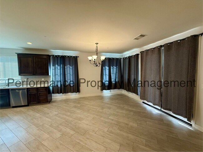 Building Photo - Modern 3 Bed/3 Bath in City in the Hills w/ Solar, RBP & $0 Deposit Option