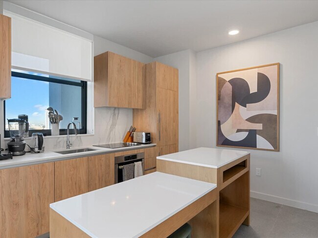 Foto del edificio - 11 NE 6th St