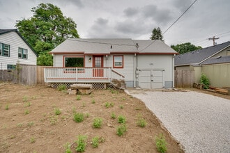 Building Photo - 1305 Z St