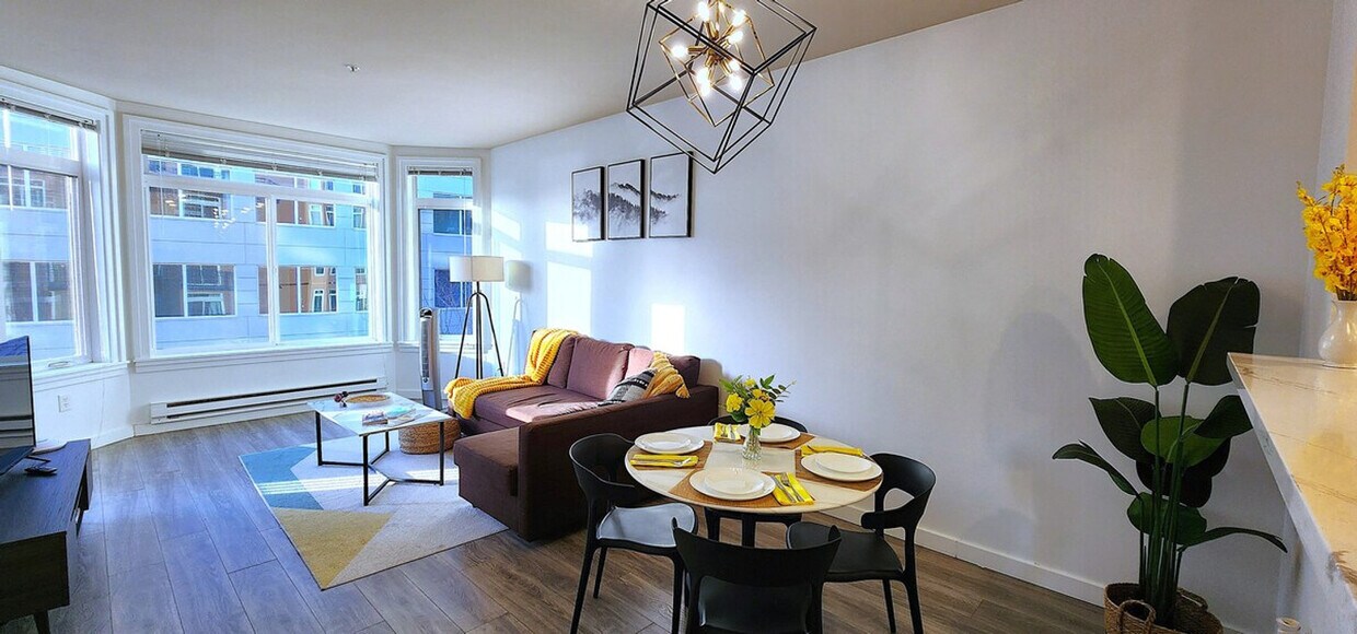 Foto principal - 2415 2nd Ave