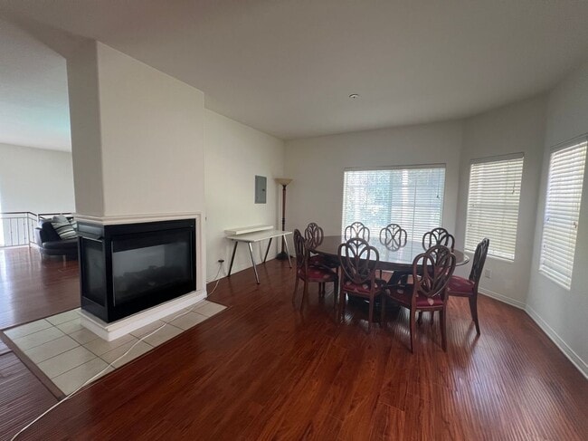 Building Photo - 4516 Ramsdell Ave