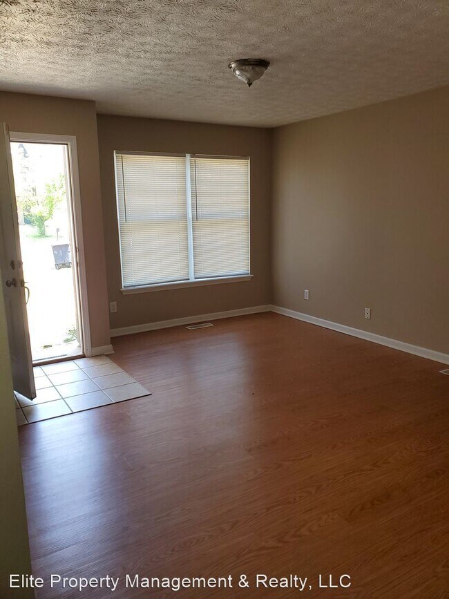 Foto del edificio - 3 br, 3.5 bath House - 3884 Ledyard St
