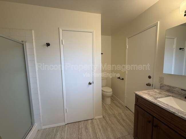 Foto del edificio - 8874 Clinton Ct