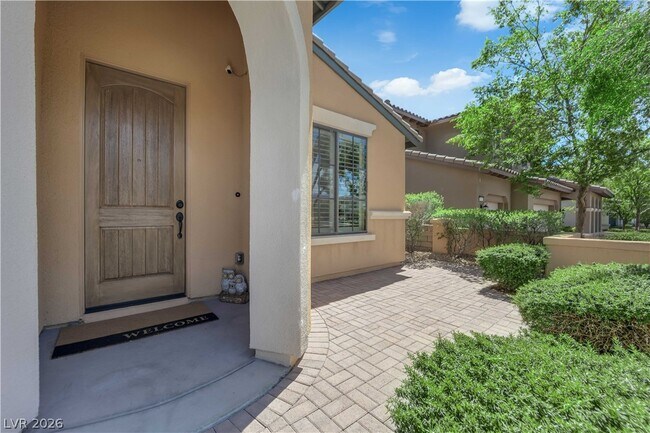 Foto del edificio - 608 Highland Bluff Way