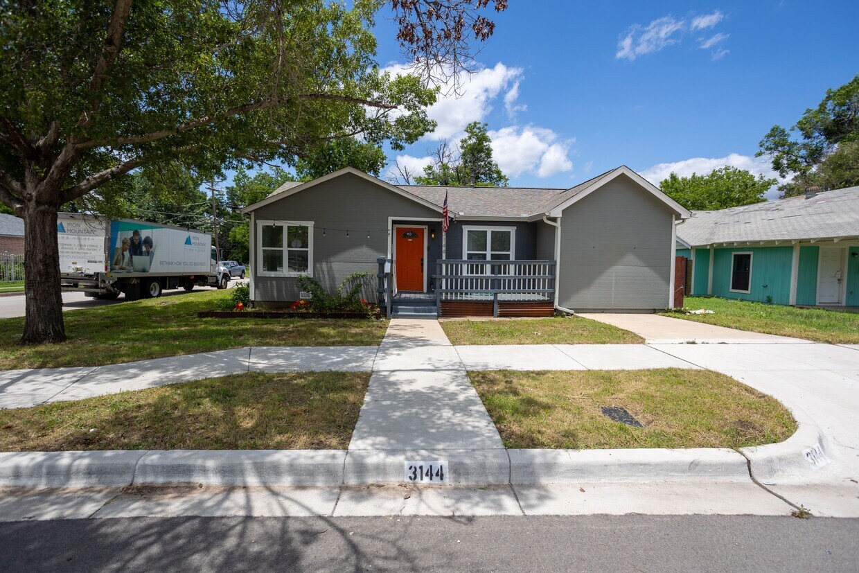 Foto principal - 3144 Gordon Ave