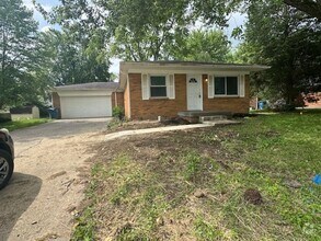 Building Photo - 10229 Baribeau Ln